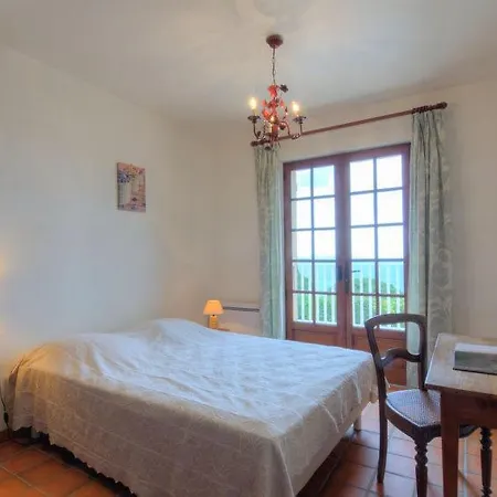 Sleeps 8 Pool Wifi 度假居