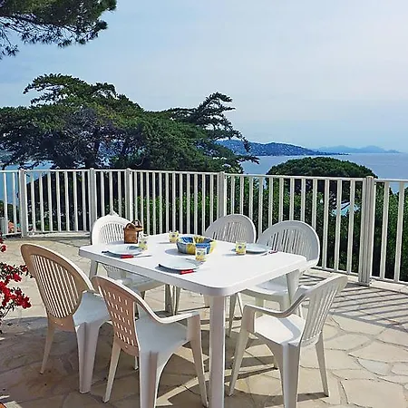 Sleeps 8 Pool Wifi 度假居